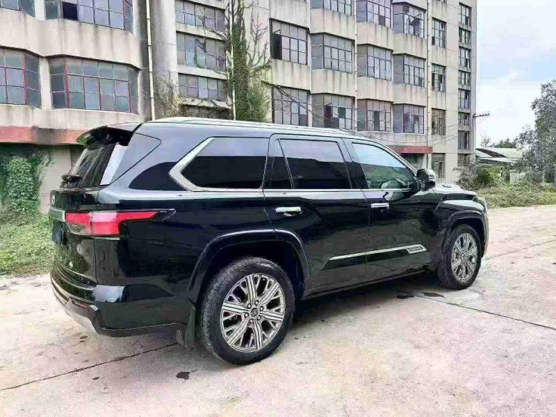 威海24年丰田红杉9