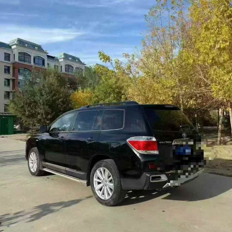 赤峰13年丰田汉兰达5