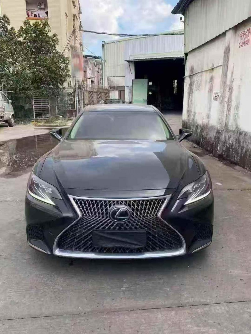珠海20年雷克萨斯LS1