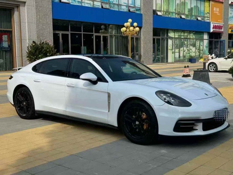 邯郸18年保时捷帕拉梅拉3