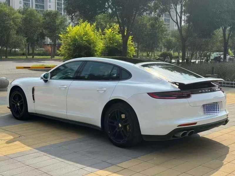 邯郸18年保时捷帕拉梅拉7