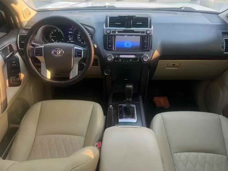 张家口18年丰田普拉多4