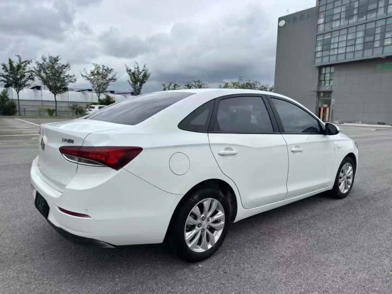 常州21年别克英朗7