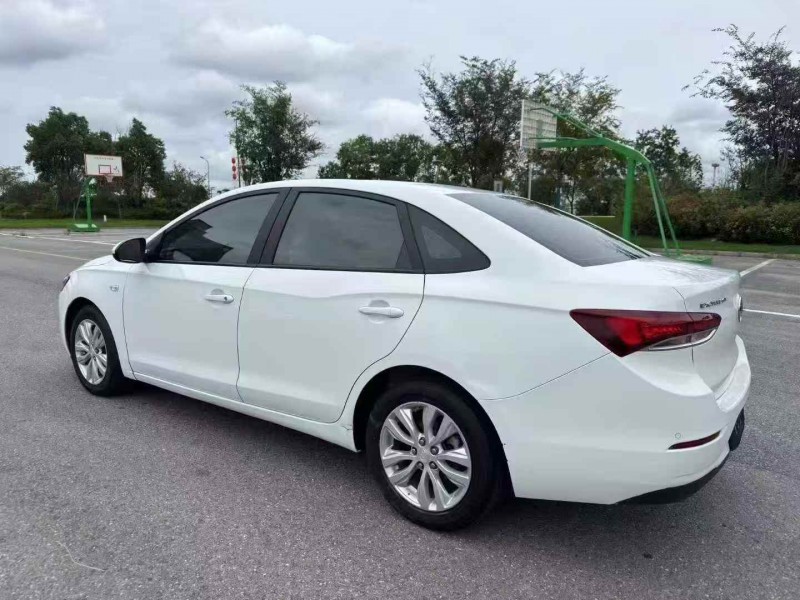 常州21年别克英朗8