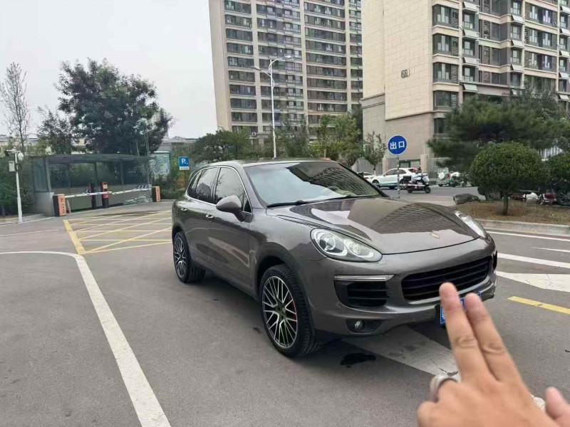 淄博15年保时捷卡宴3