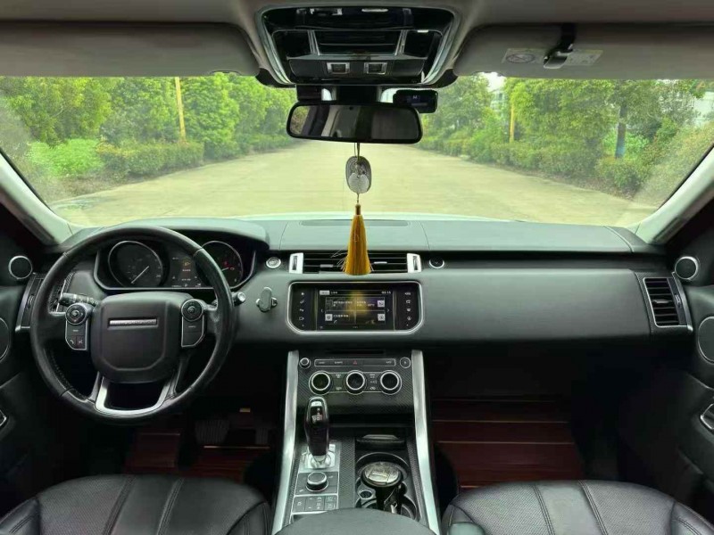 盐城16年路虎揽胜运动5