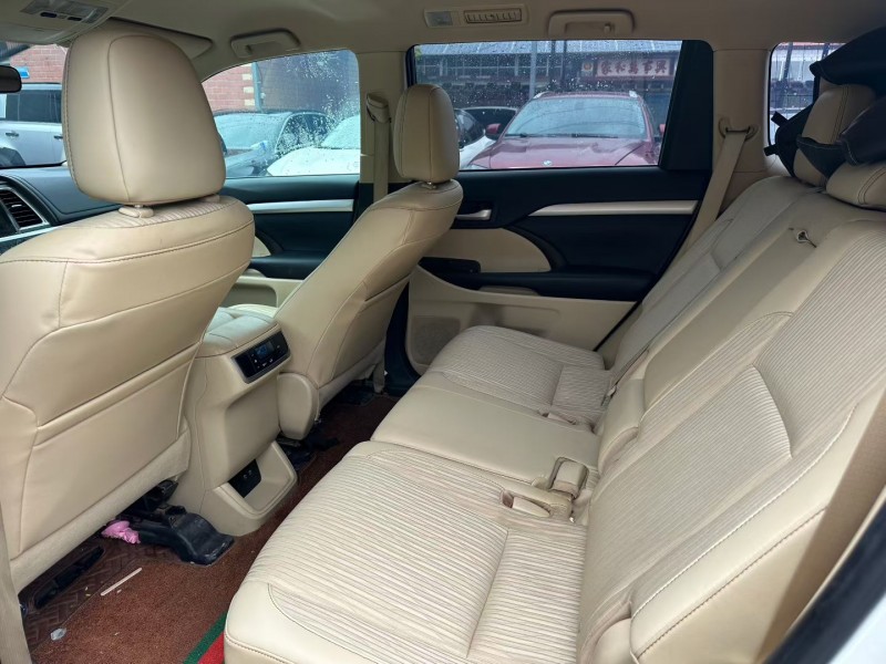 淄博20年丰田汉兰达5