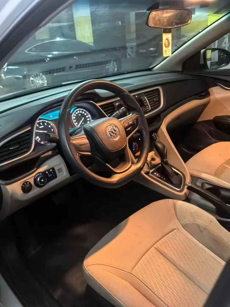 鄂州20年别克英朗5