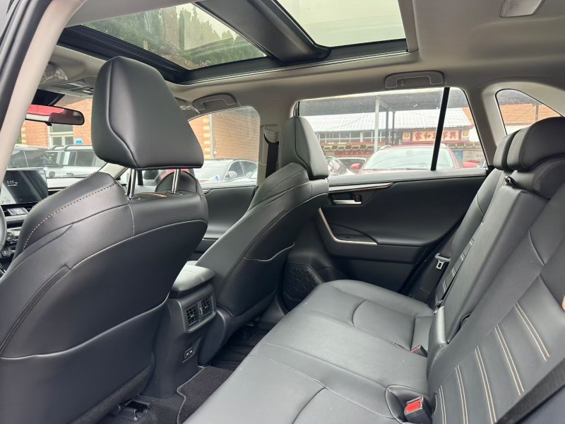 淄博25年丰田威兰达5