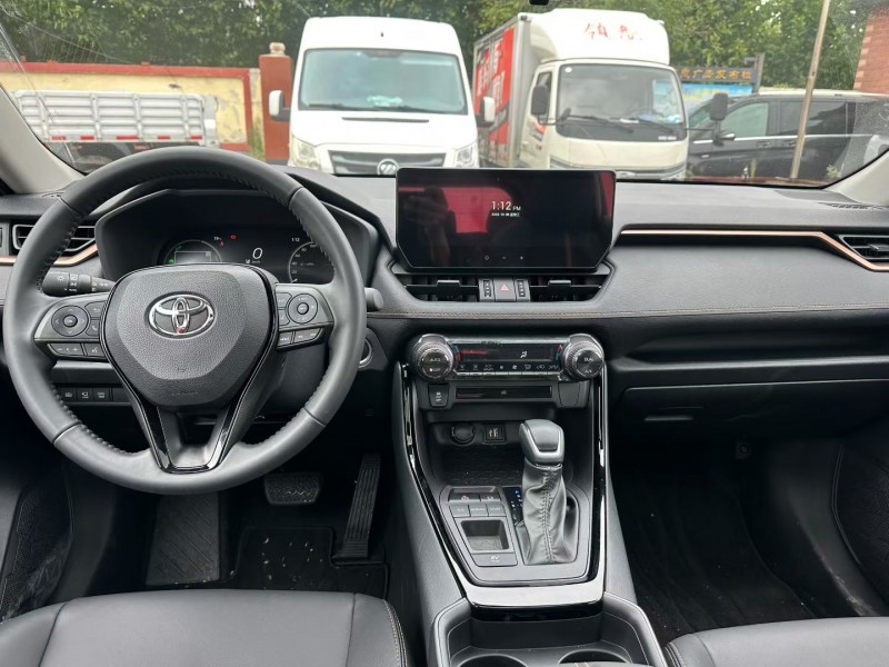 淄博25年丰田威兰达6