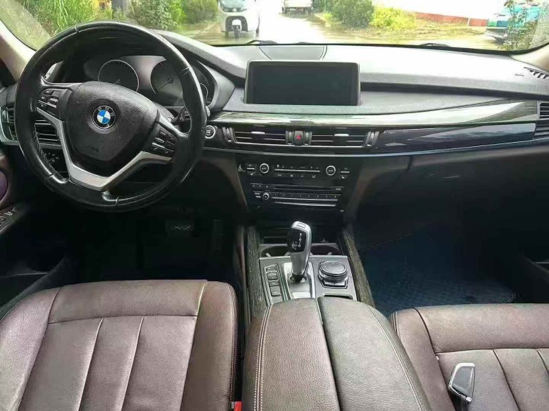 济宁15年宝马X54