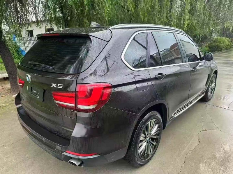 济宁15年宝马X59