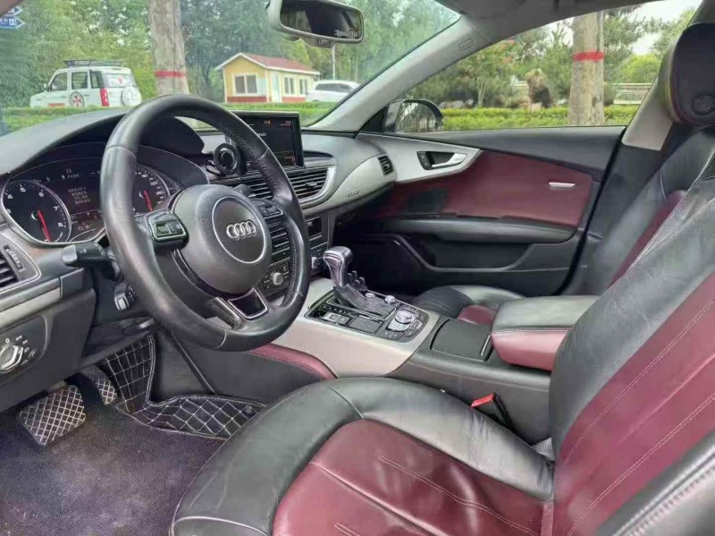 济宁14年奥迪A7L5