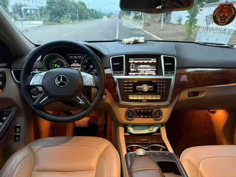 济宁14年奔驰GL4