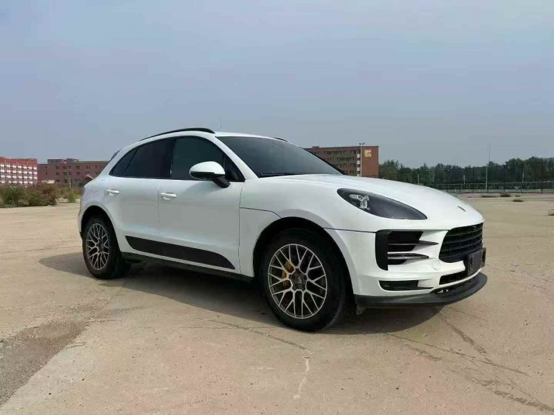 秦皇岛20年保时捷Macan2