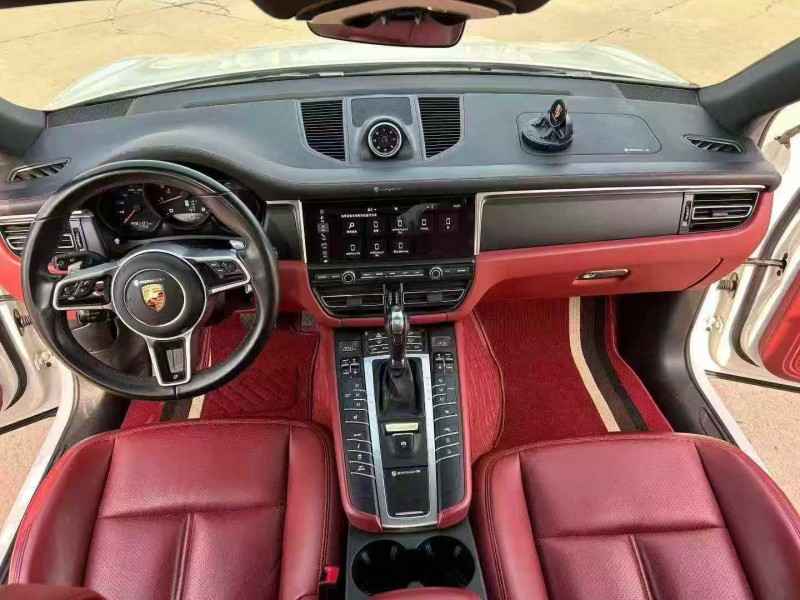 秦皇岛20年保时捷Macan7