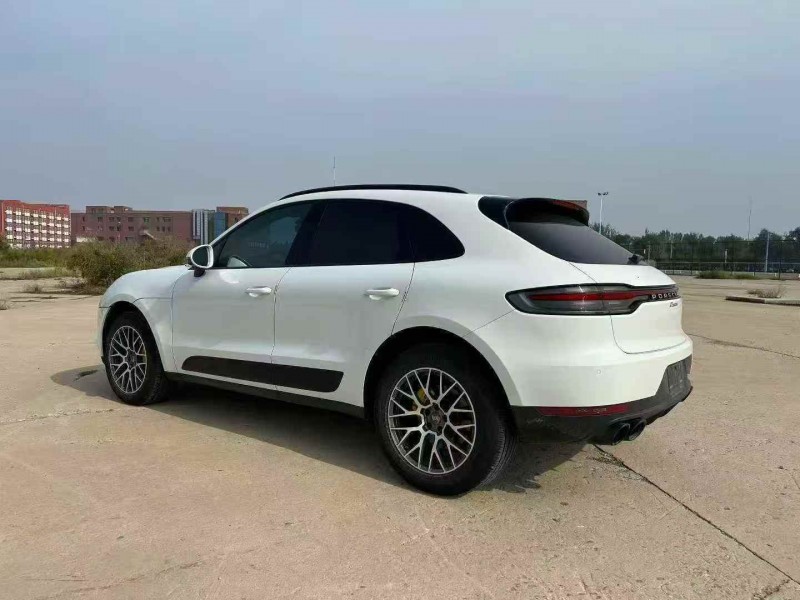 秦皇岛20年保时捷Macan9