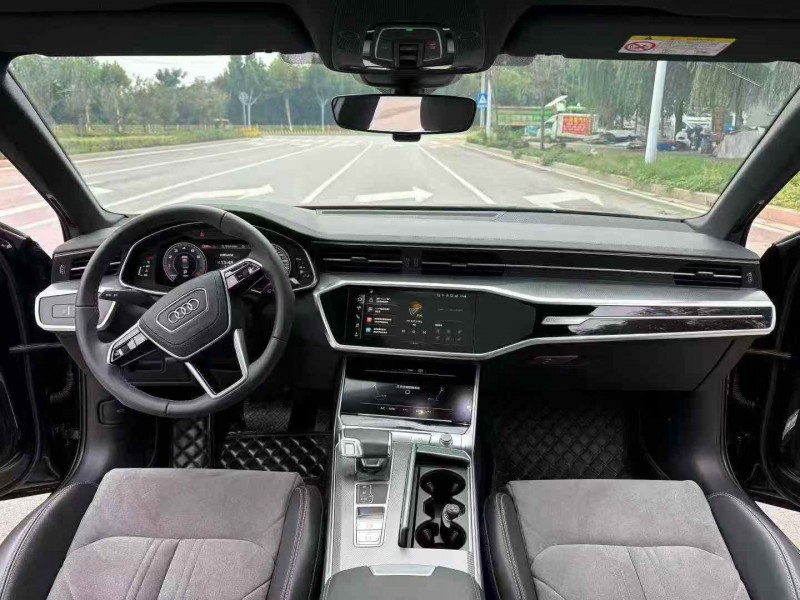 东营24年奥迪A6L9