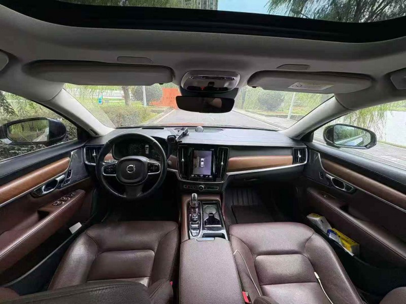 赣州19年沃尔沃S906