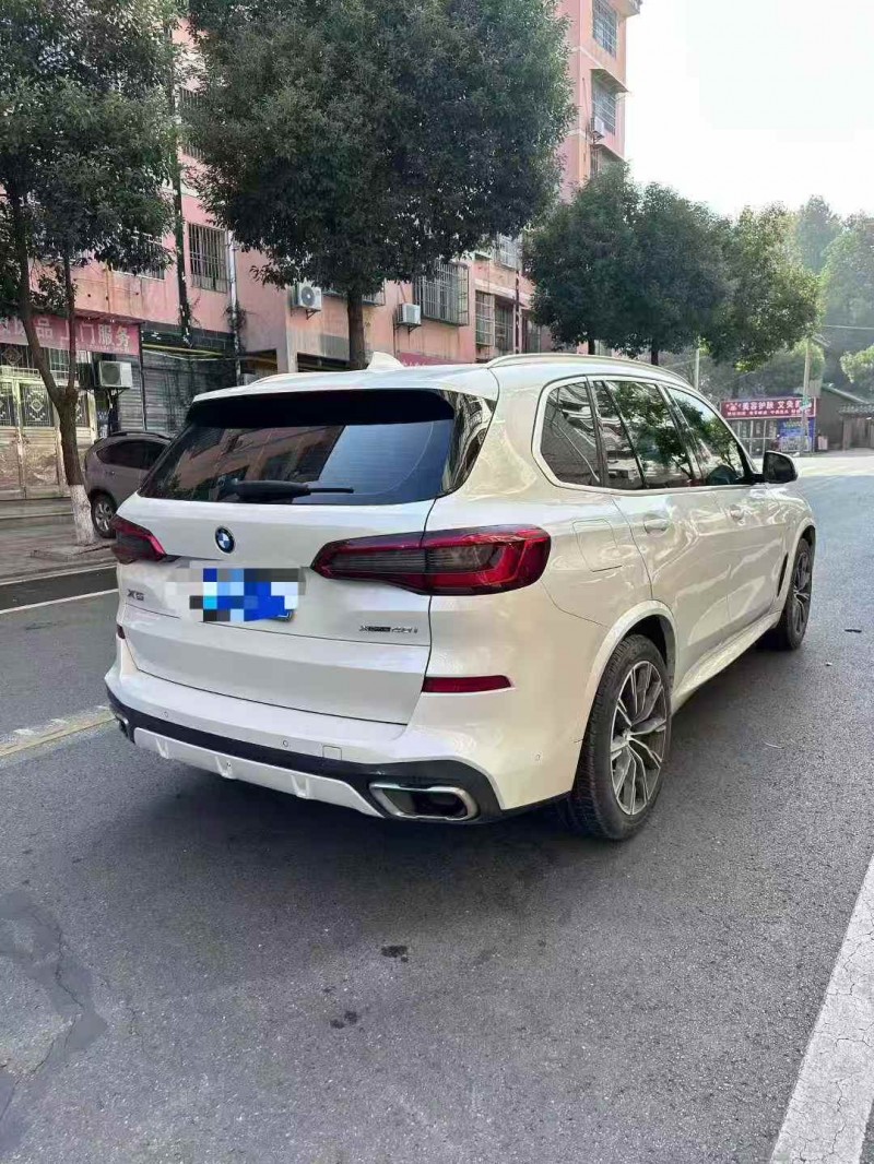 长沙19年宝马X59