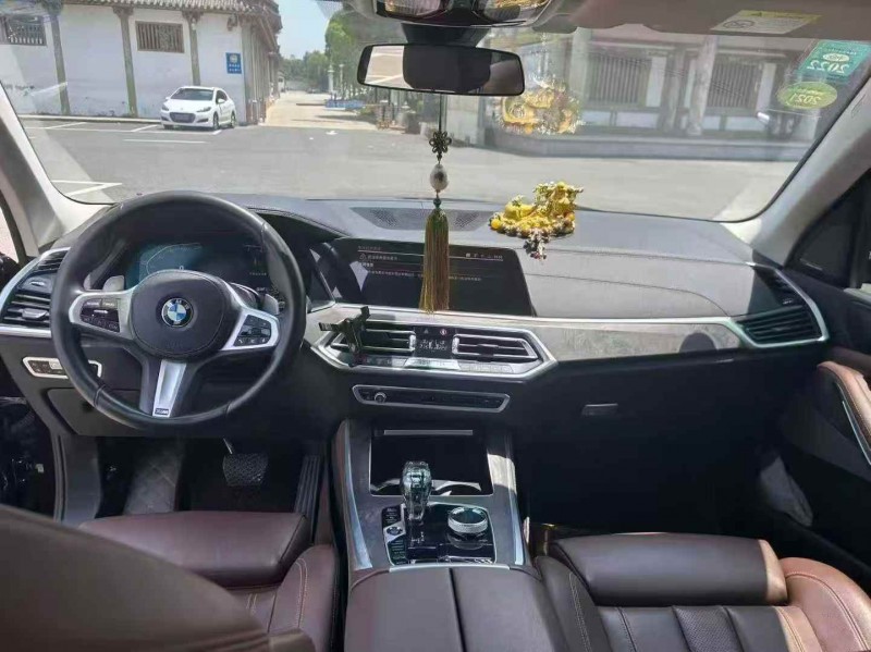 南通20年宝马X54