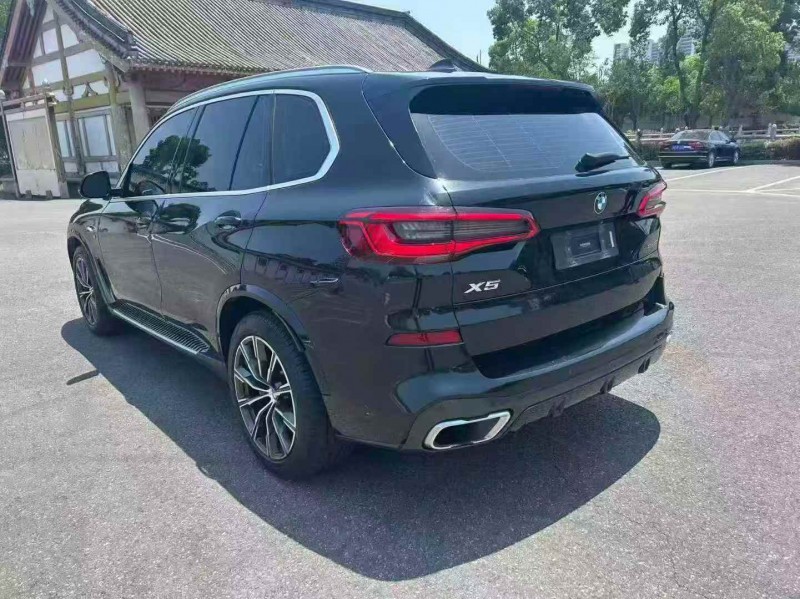 南通20年宝马X57