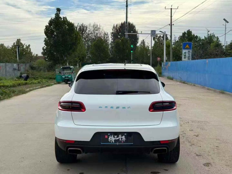 枣庄16年保时捷Macan6