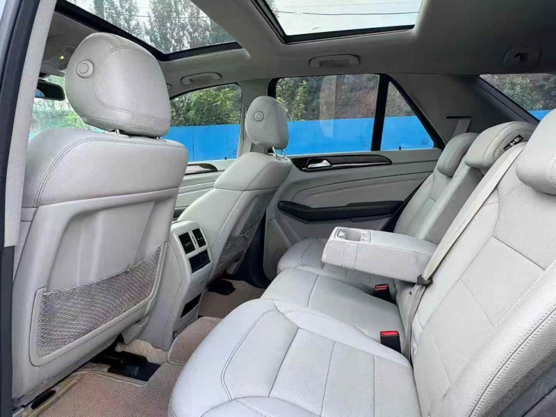 淄博15年奔驰ML6