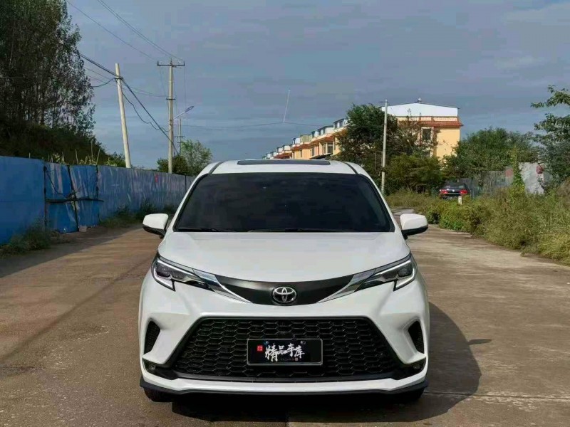 枣庄24年丰田格瑞维亚1