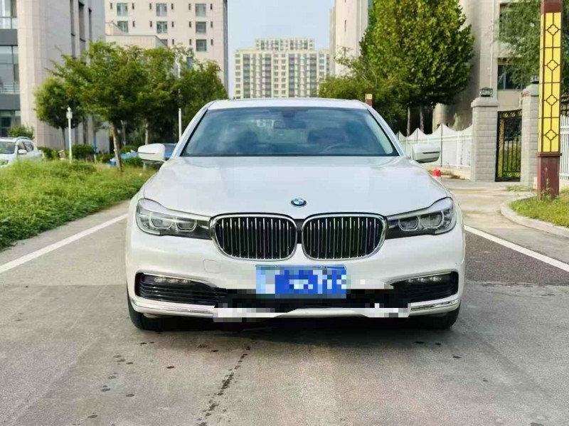 潍坊17年宝马7系1