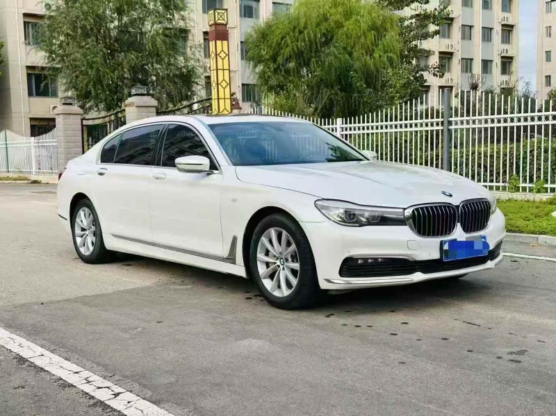 潍坊17年宝马7系3