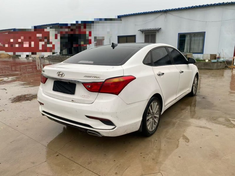 菏泽17年现代名图8