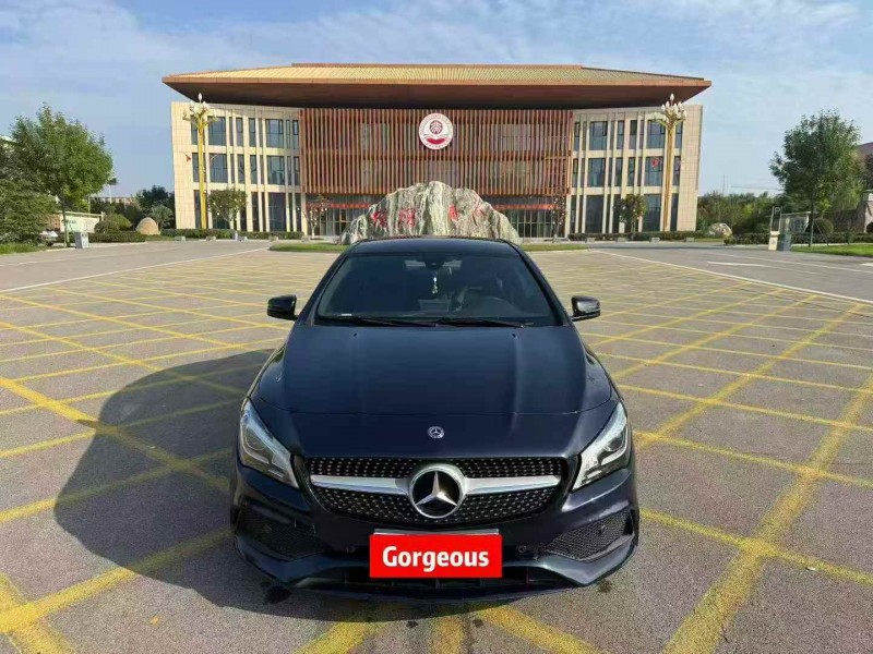 秦皇岛18年奔驰CLA1