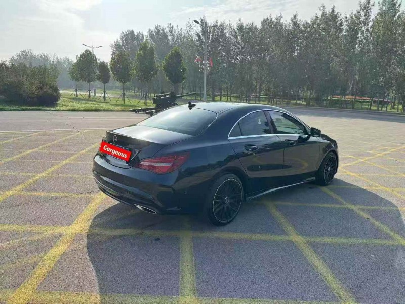 秦皇岛18年奔驰CLA7