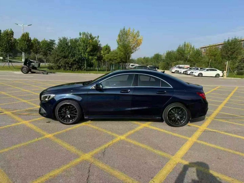 秦皇岛18年奔驰CLA8