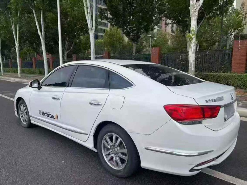 新乡18年本田思迪7