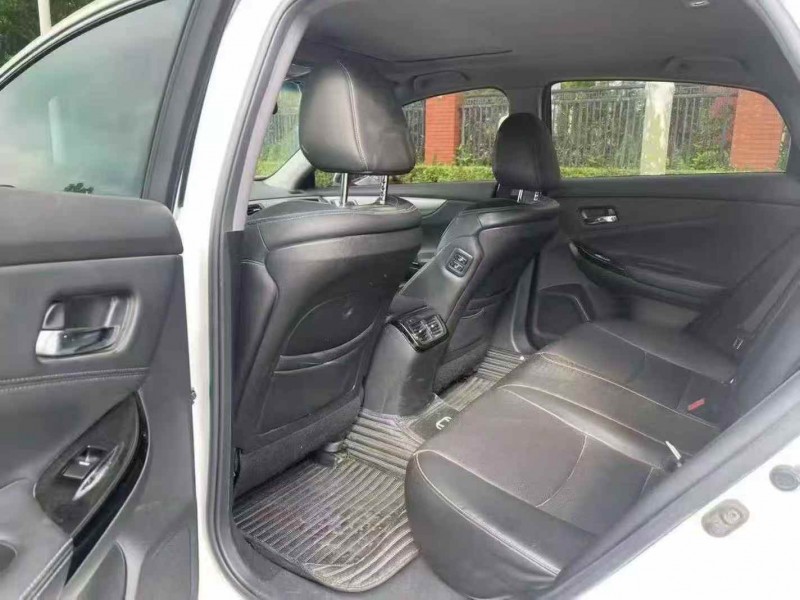 新乡18年本田思迪8