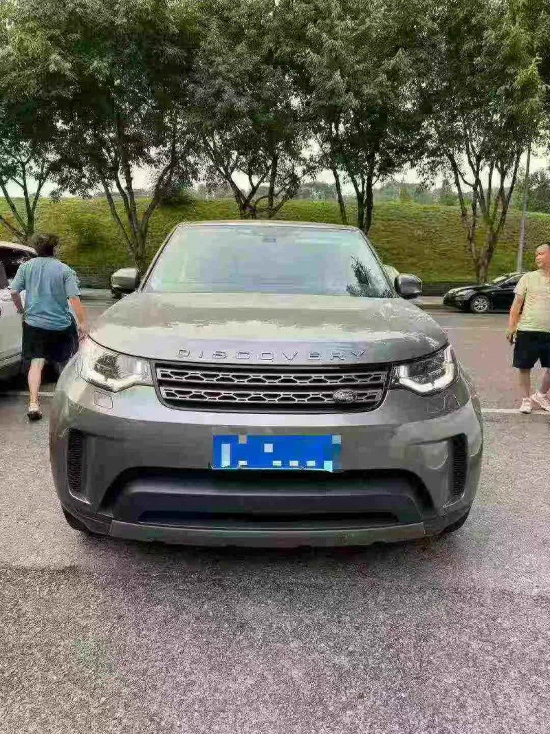 重庆20年路虎发现1