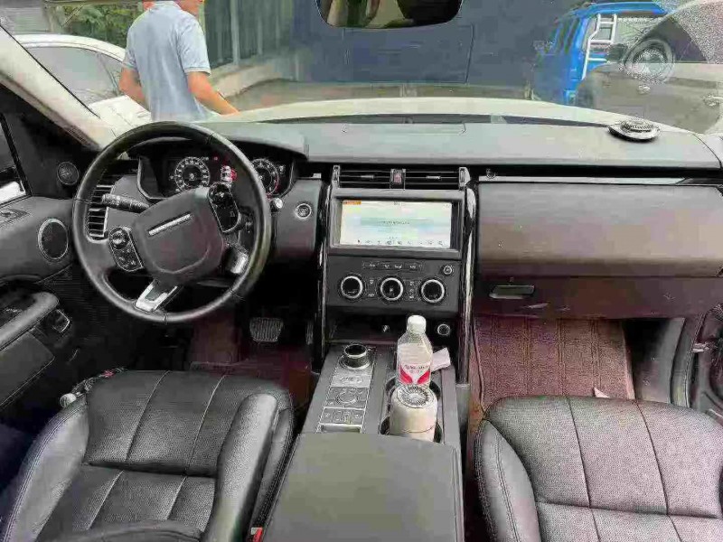 重庆20年路虎发现6