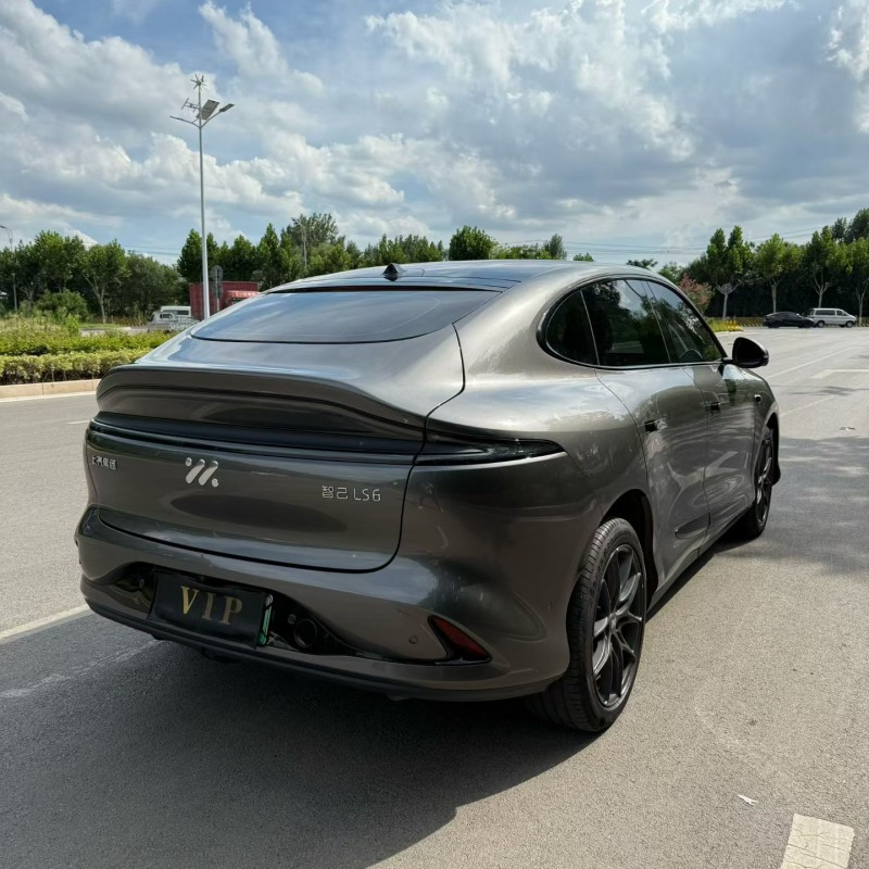 枣庄24年智己LS69