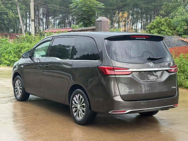 延安21年别克GL88