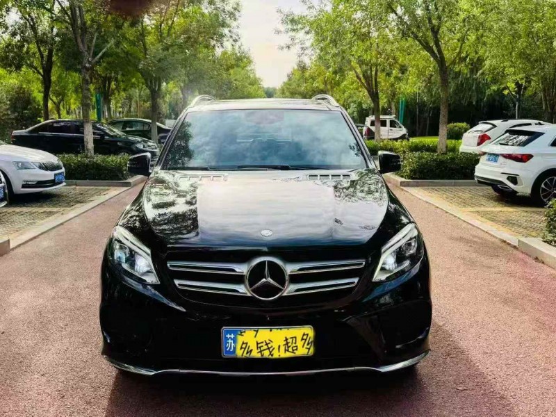 枣庄17年奔驰GLE1