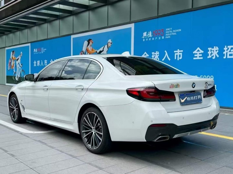 深圳21年宝马5系8