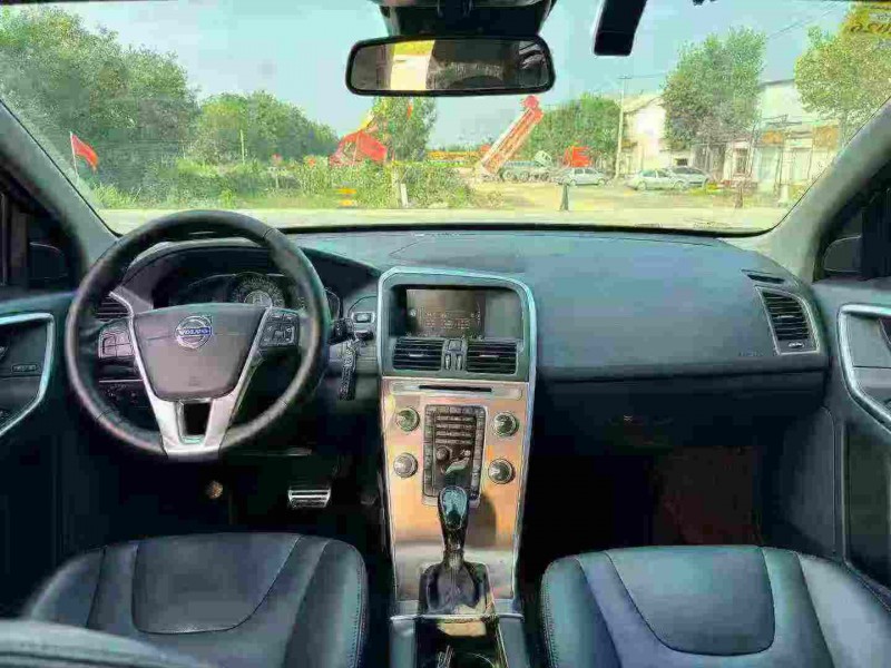 烟台16年沃尔沃XC604