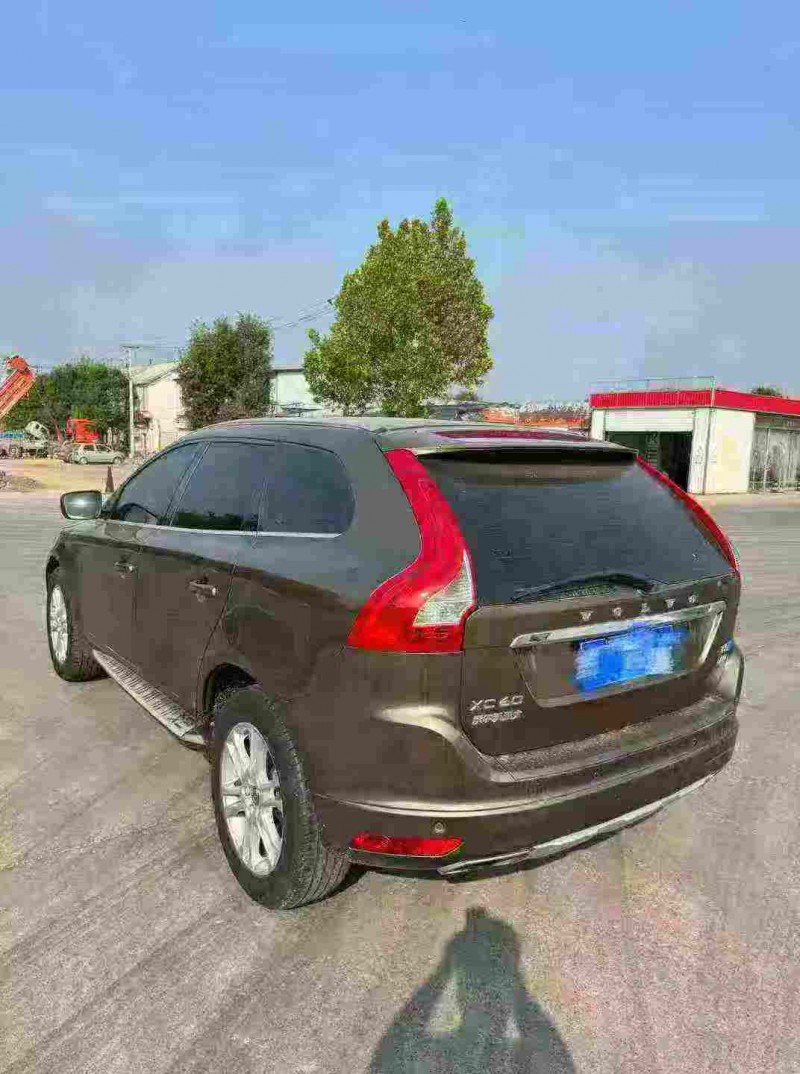 烟台16年沃尔沃XC608