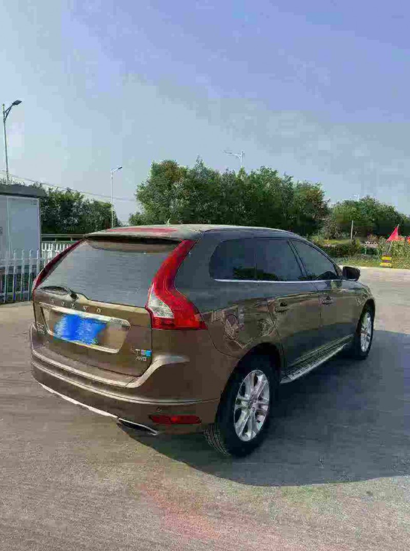 烟台16年沃尔沃XC609