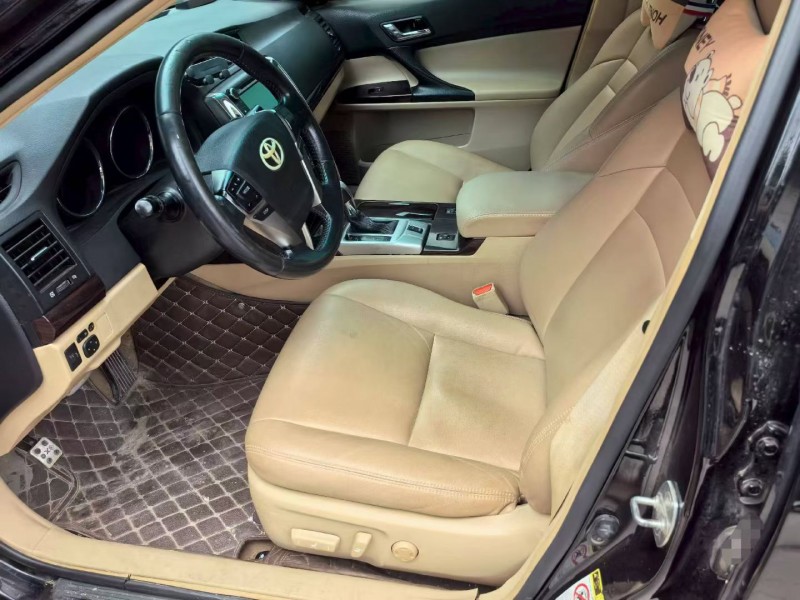 湛江12年丰田锐志7