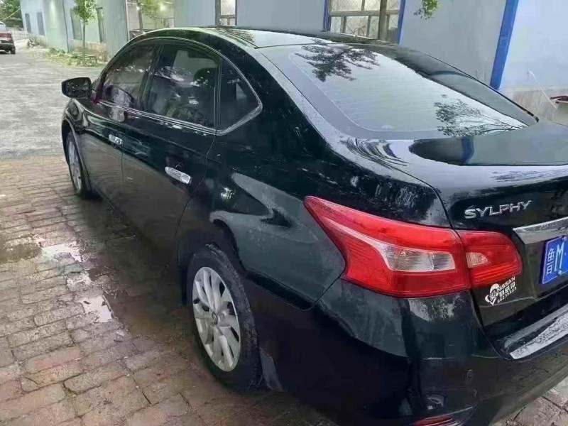 烟台19年日产天籁8