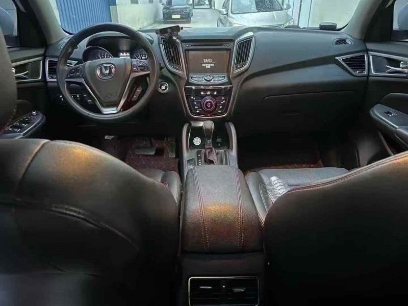 东营16年长安汽车CS754