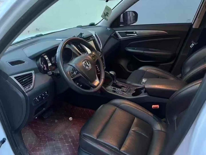 东营16年长安汽车CS755